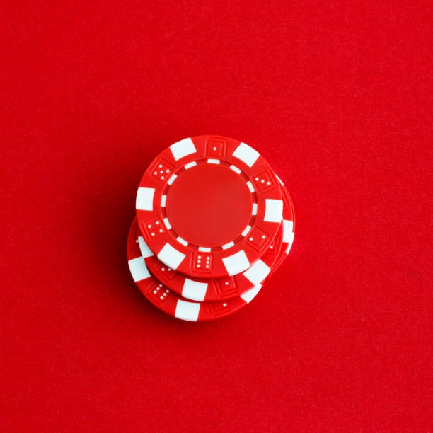 French Roulette wheel and betting table layout with live dealer interface